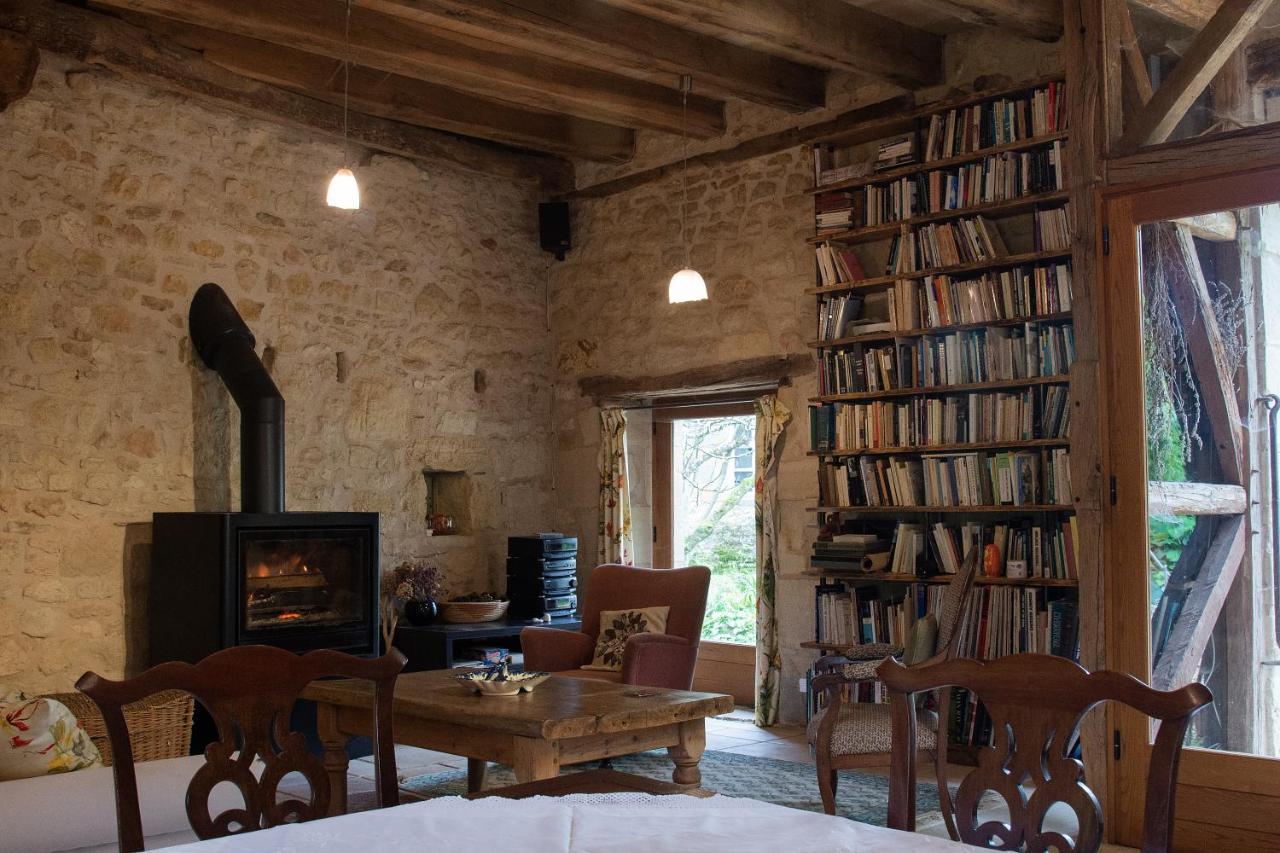 Villa Le Bourmier Anlhiac Near Excideuil Esterno foto